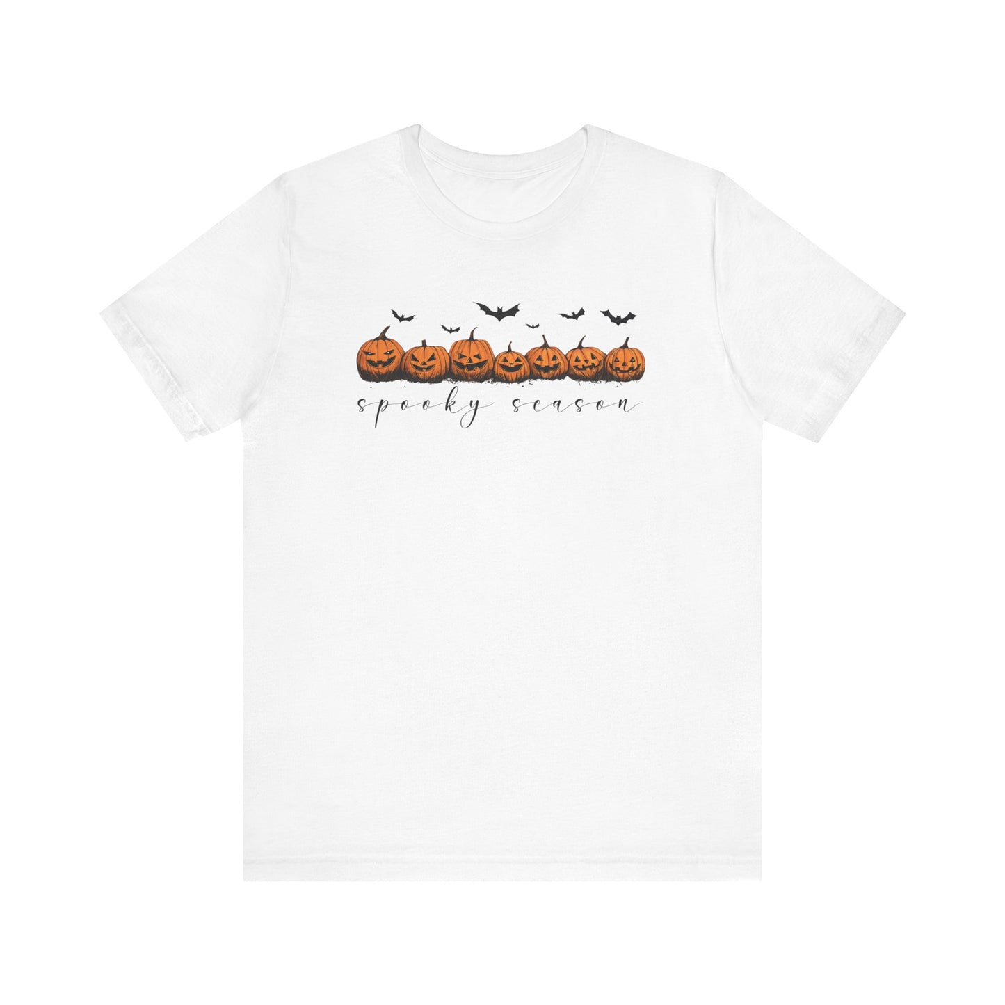 Spooky Season T-Shirt Cute Jack o Lantern and Bats Halloween Graphic Tee for Women, Fall Pumpkin Patch Shirt, Kawaii Spooky Aesthetic Top